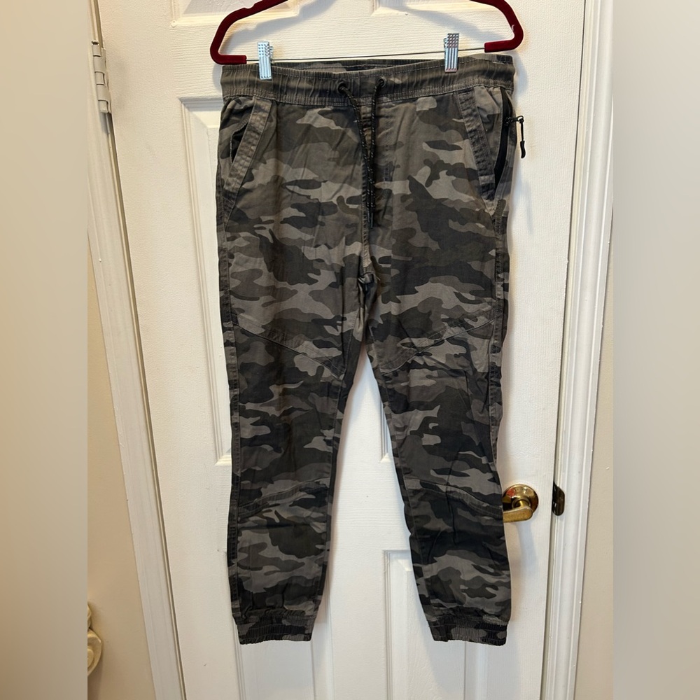 Company 81 camo drawstring waist pants large